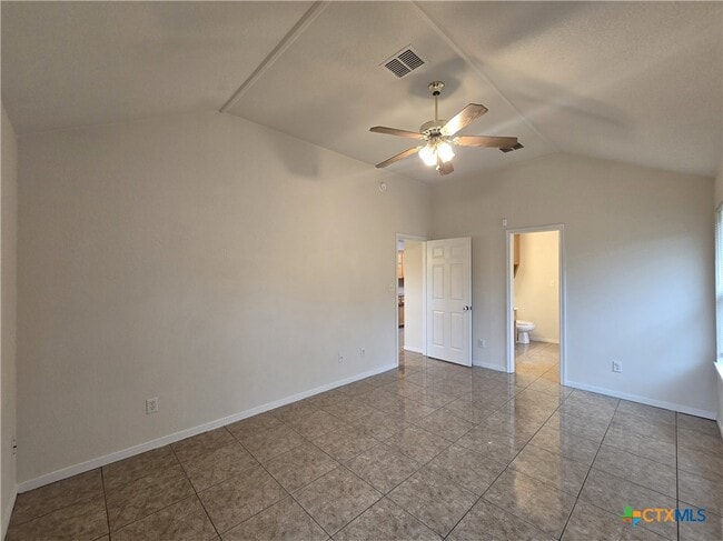 Building Photo - 5705 Mandalay Dr
