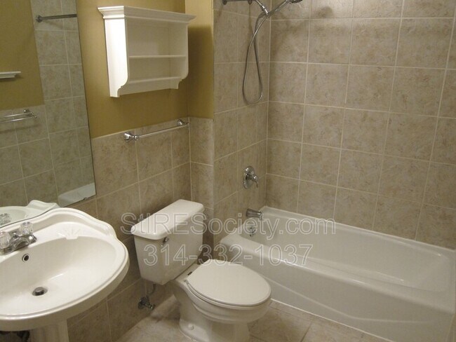 Building Photo - 3839 Shenandoah Ave