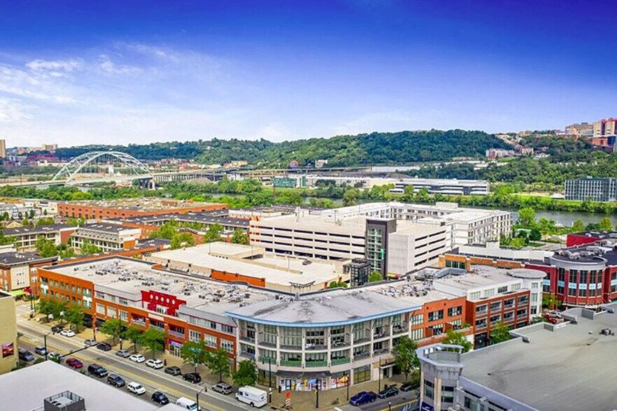 The Flats at Southside Works 26032655 E Carson St Pittsburgh PA