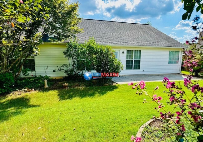 Building Photo - Beautiful ranch in the DISCOVERY cluster i...