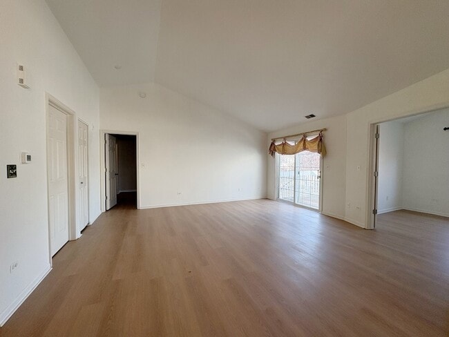 Building Photo - 2611 Cedar Glade Dr