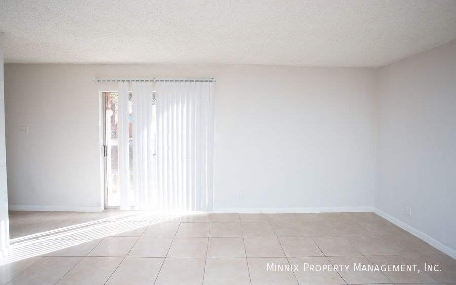 Building Photo - 4700 Boulder Dr