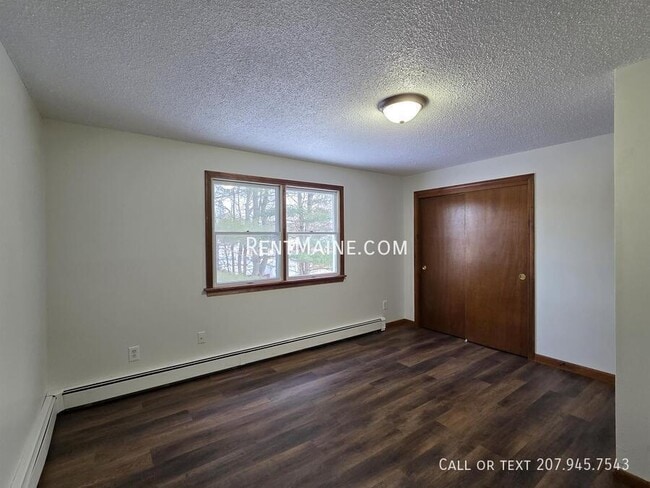 Building Photo - 2 Hartley St