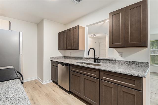 Building Photo - 11349 Quail Run St