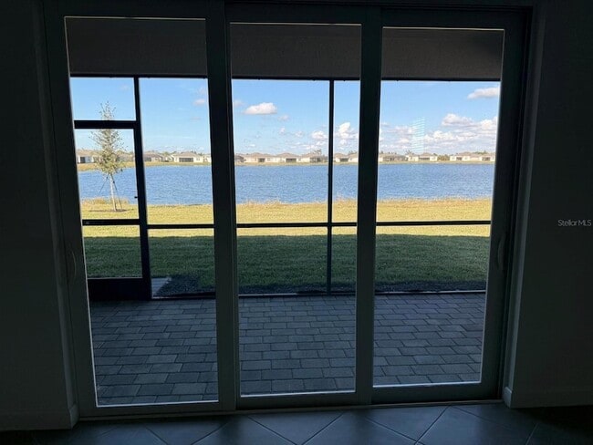 Building Photo - 8318 Waterscape Rd