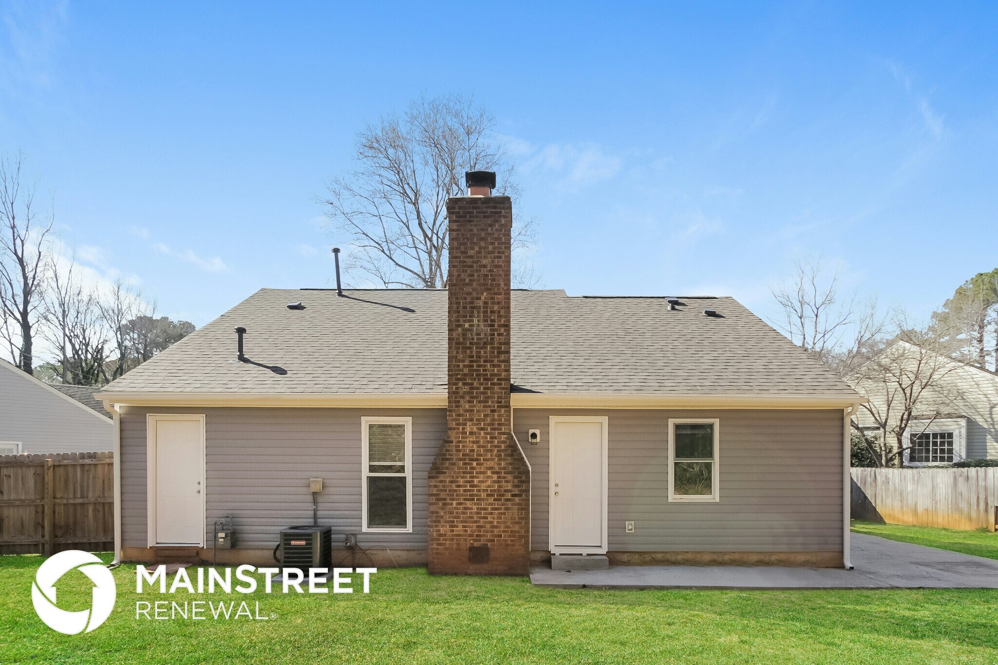 Building Photo - 10353 Roundhouse Cir