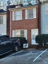 Building Photo - 208 Glamorgan Dr