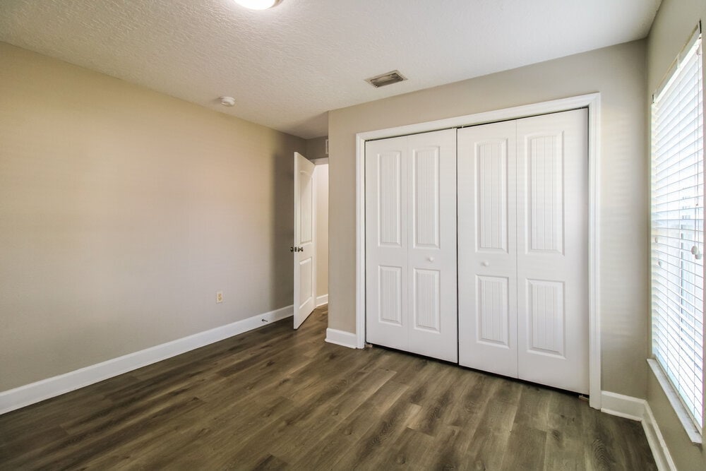 Building Photo - 8343 Natoma St