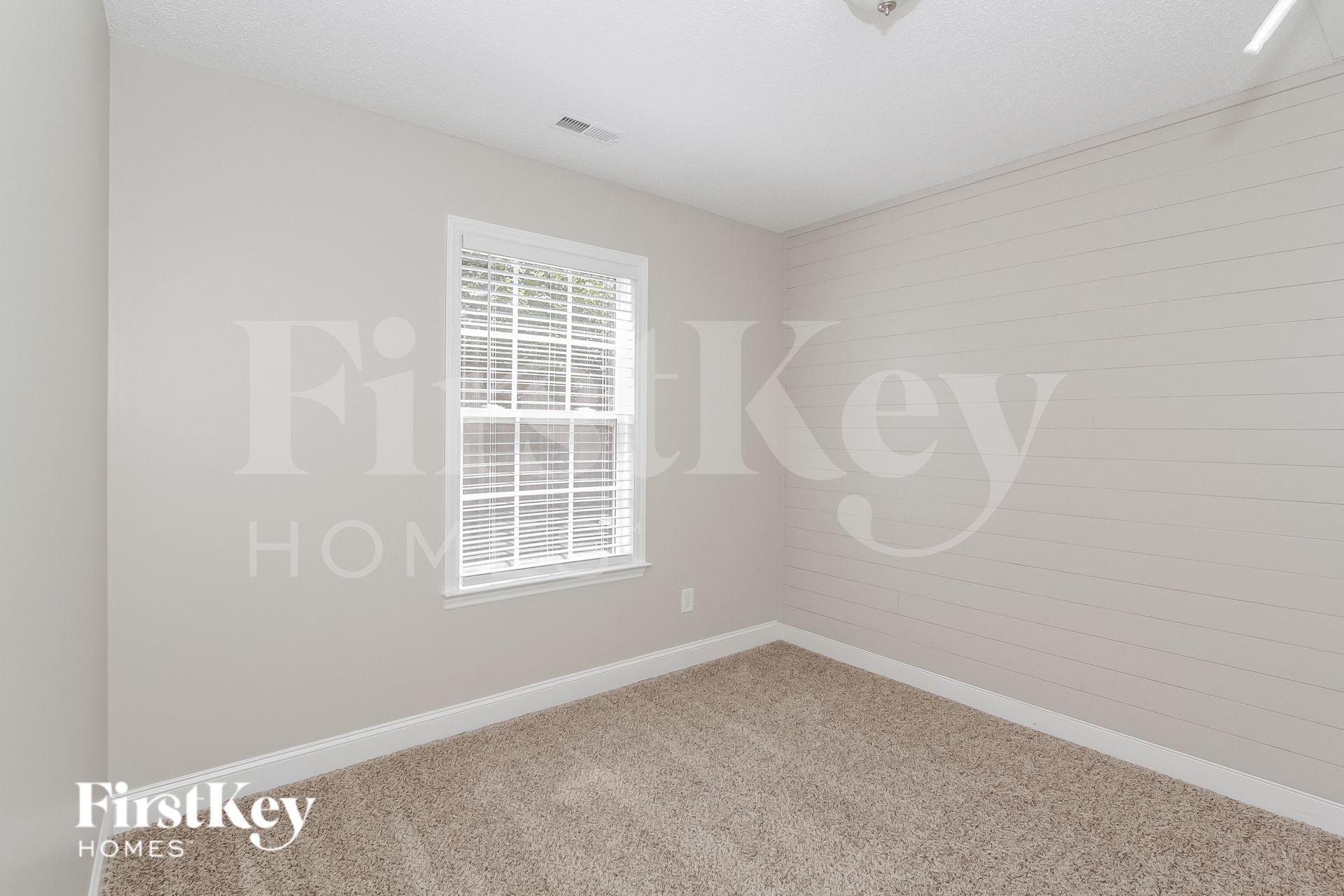 Building Photo - 12618 Hill Pine Rd