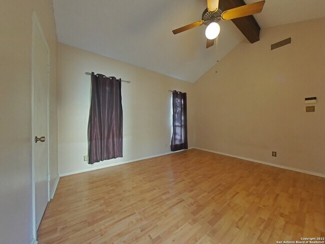 Building Photo - 8823 Wellesley Manor Dr