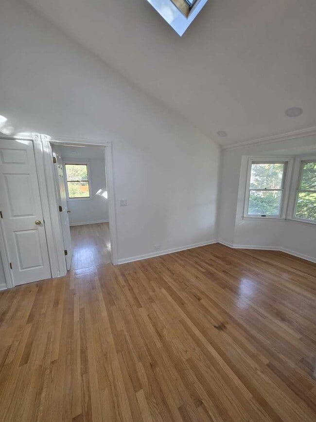 Building Photo - 20831 Maple Ct