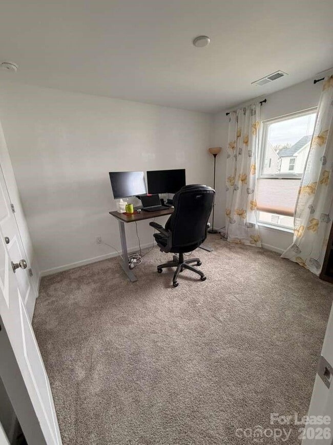 Building Photo - 10312 Guardian Dr