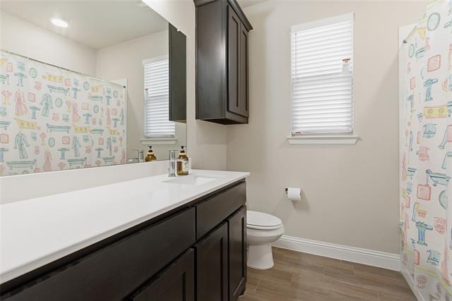 Building Photo - 1012 Kensington Wy