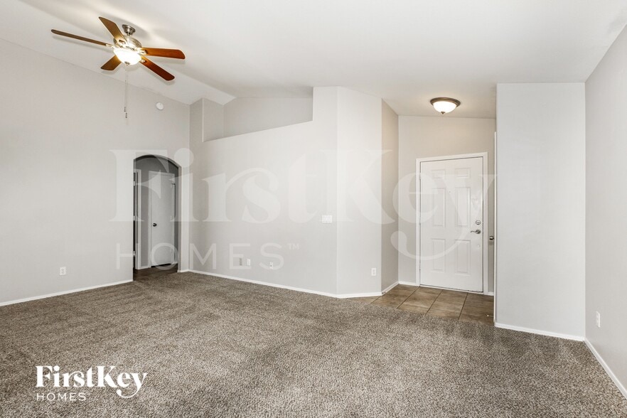 Building Photo - 3609 W Tina Ln