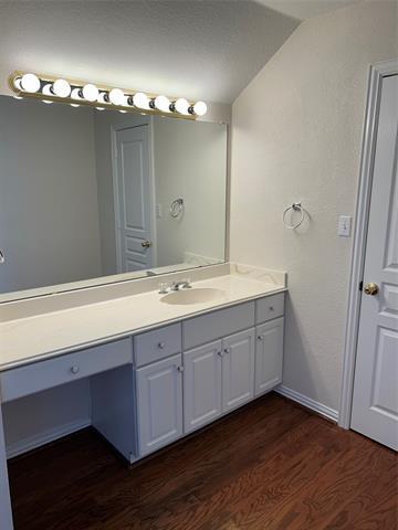 Building Photo - 8678 Coppertowne Ln