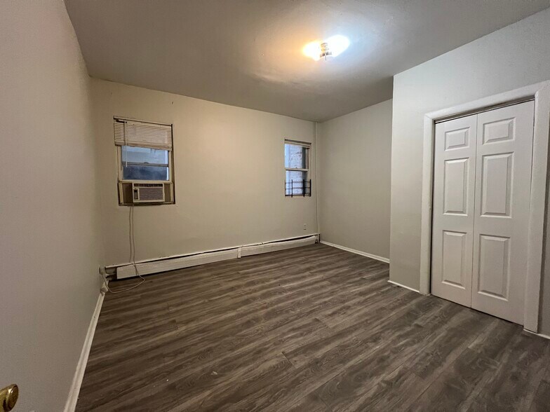 Building Photo - 202 Ocean Ave