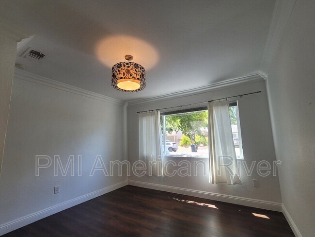 Building Photo - 4201 56th St