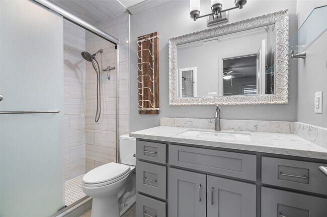 Building Photo - 14707 Barryknoll Ln