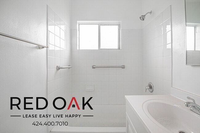 Building Photo - 630 N Cerritos Ave