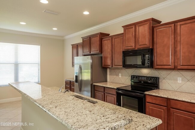 Building Photo - 16 Acorn Grove Ct