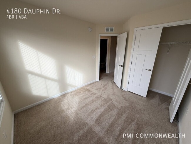 Building Photo - 4180 Dauphin Dr