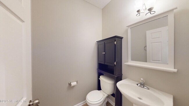 Building Photo - 105 N Aberdeenshire Dr