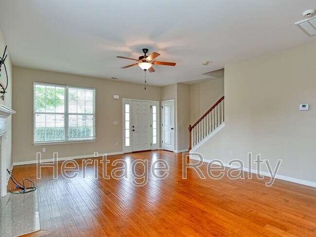 Building Photo - 10728 Gable Run Dr