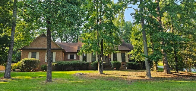 Primary Photo - 812 Cape Cod Ct