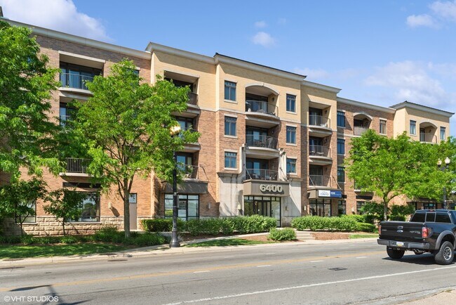 Primary Photo - 6400 N Northwest Hwy
