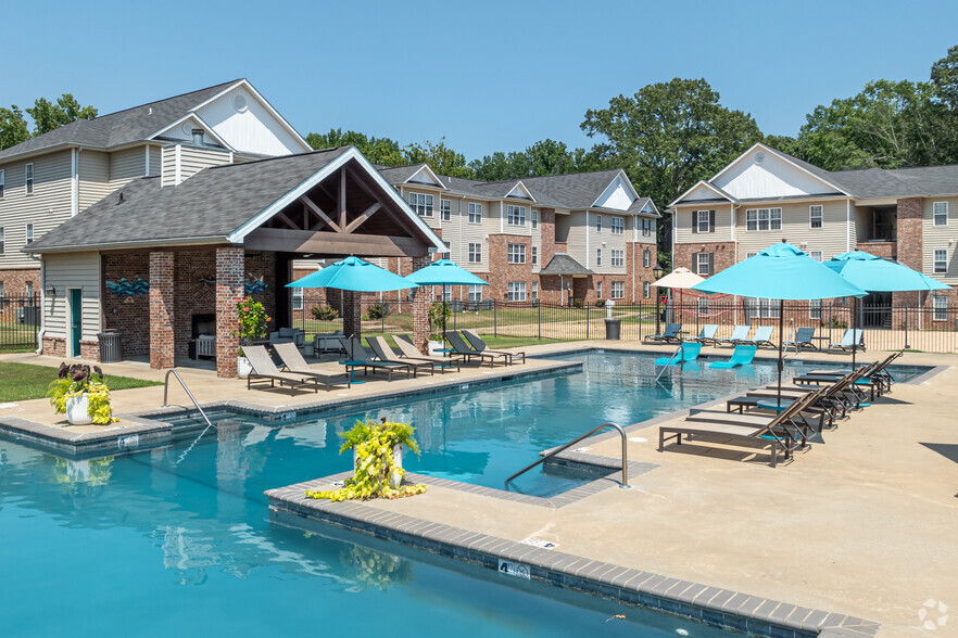 Primary Photo - Glenrock Apartments