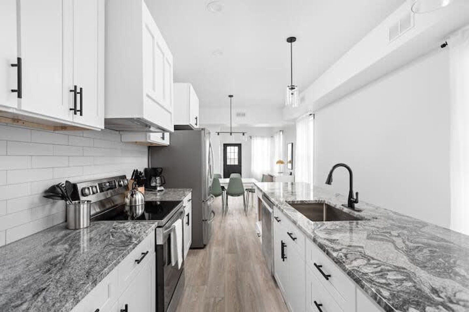 Building Photo - 27 N Highland Ave