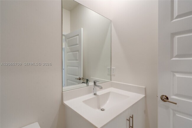 Building Photo - 15826 NW 91st Ave
