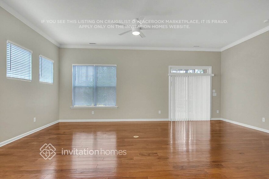 Building Photo - 816 Briana Dr
