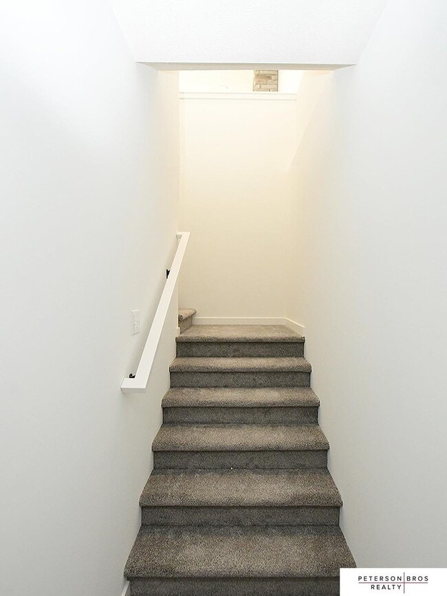 Building Photo - 14806 Bruning St
