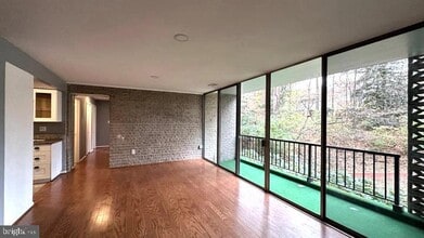 Building Photo - 7753 Patriot Dr