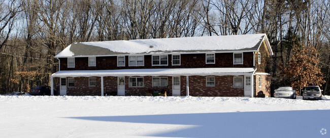 Primary Photo - 152-158 Main St