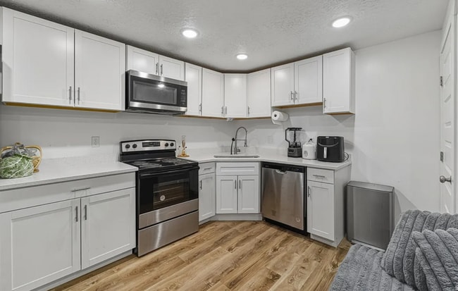 Building Photo - 2083 N 3930 W