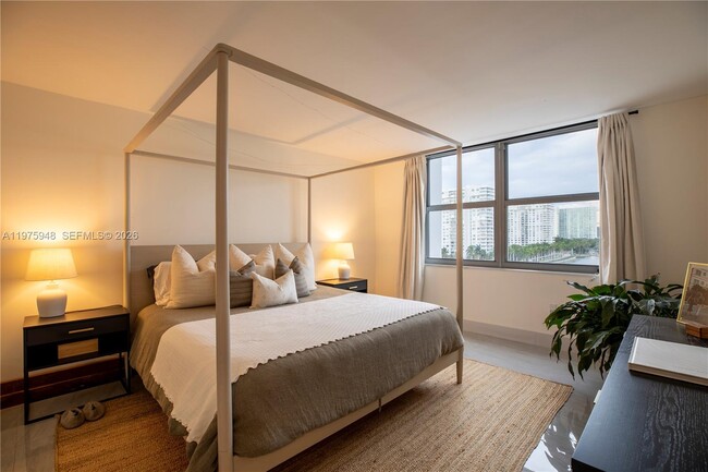 Building Photo - 2750 NE 183rd St