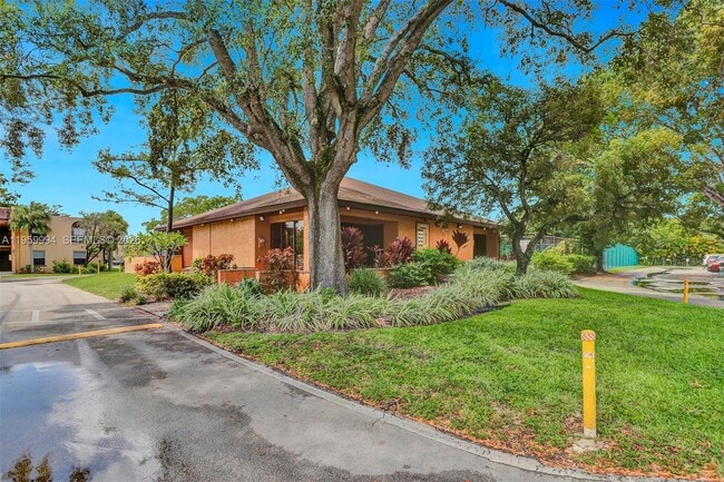 Building Photo - 4211 NW 19th St