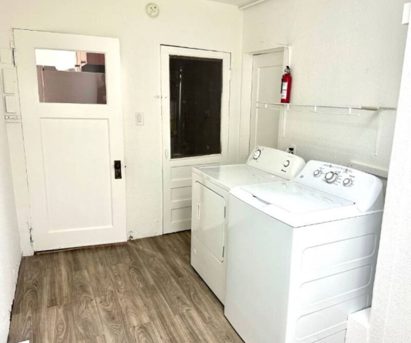 Building Photo - 5930 Orchard Ave