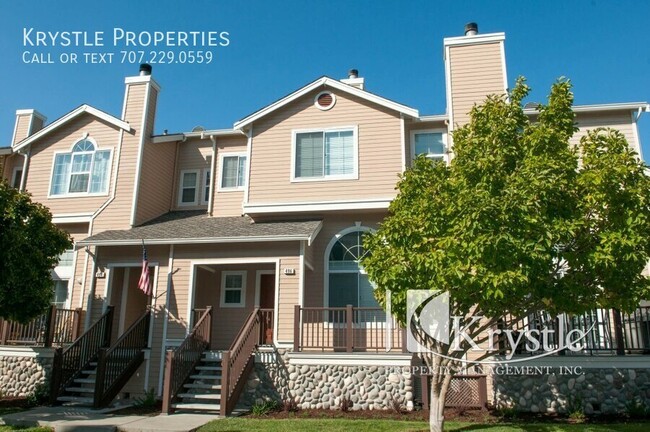 Primary Photo - Portside Village 3 bed/3 bath townhome nex...