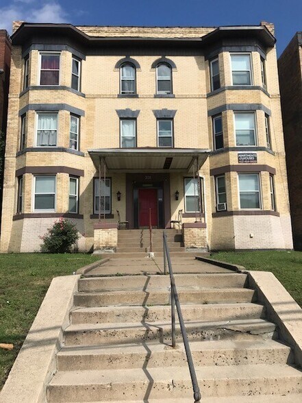 Primary Photo - 331 McKee Plz