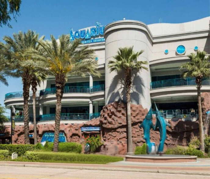 Building Photo - 6400 Sherman St