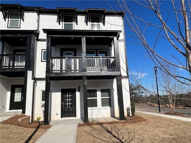 Primary Photo - 1061 Knoxboro Ln