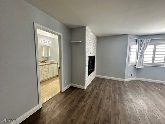 Building Photo - 8305 Bermuda Beach Dr