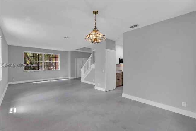 Building Photo - 1140 Cedar Falls Dr