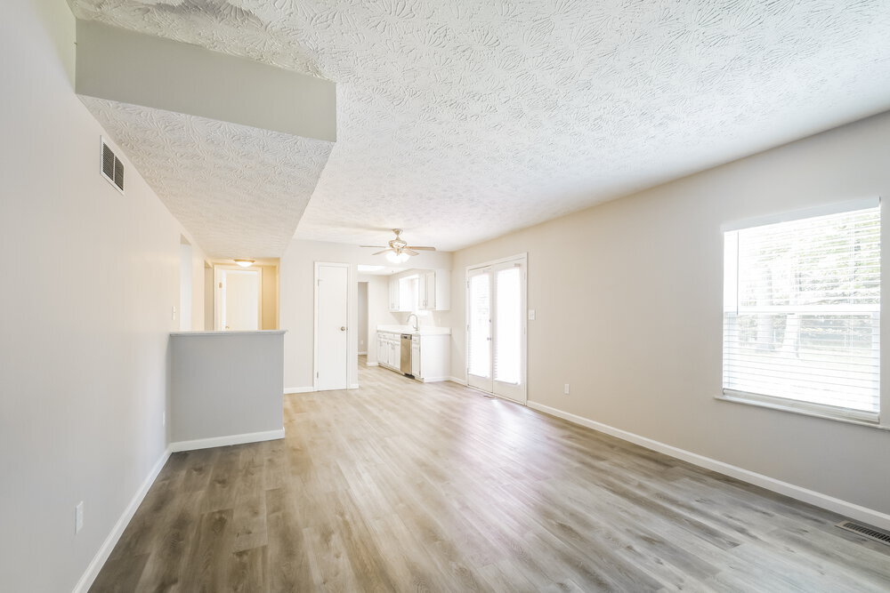 Building Photo - 4320 Oil Creek Dr
