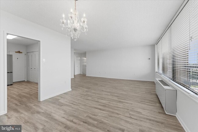 Building Photo - 3701 S George Mason Dr