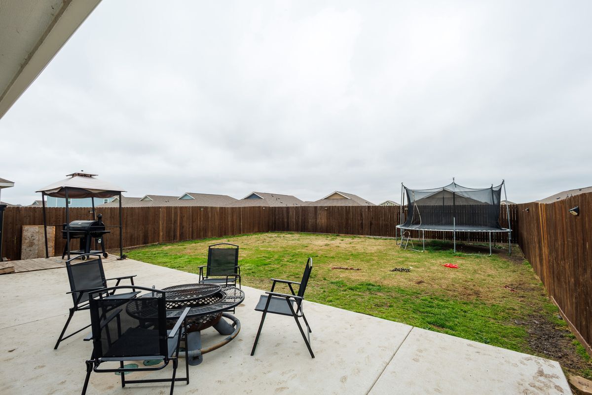 Building Photo - 5504 Rockrose Ln