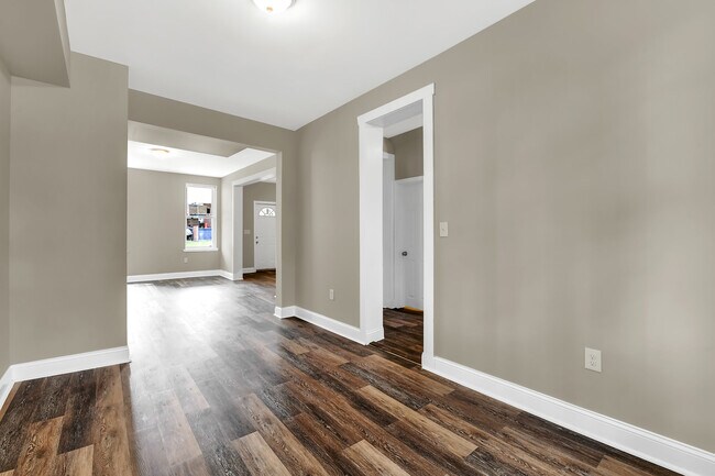 Building Photo - 3 Bedroom Rowhome- West Baltimore City